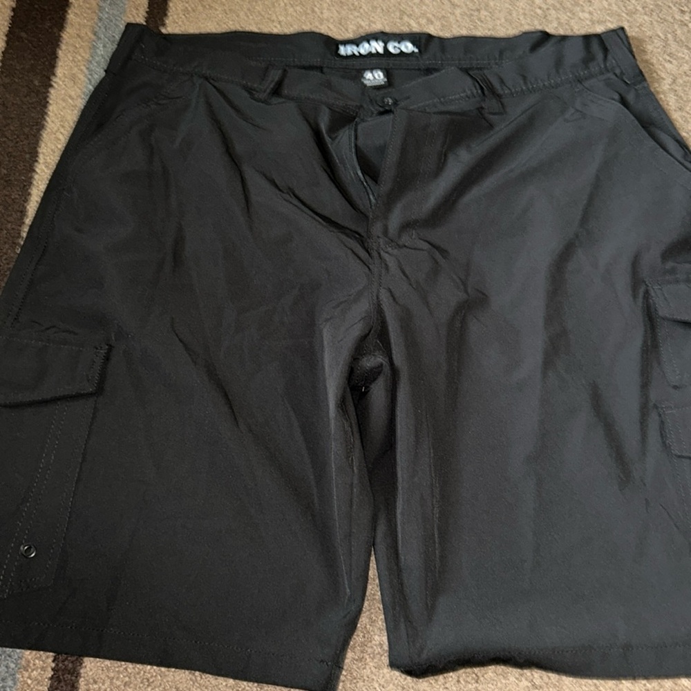 Iron Co Mens Shorts size 40